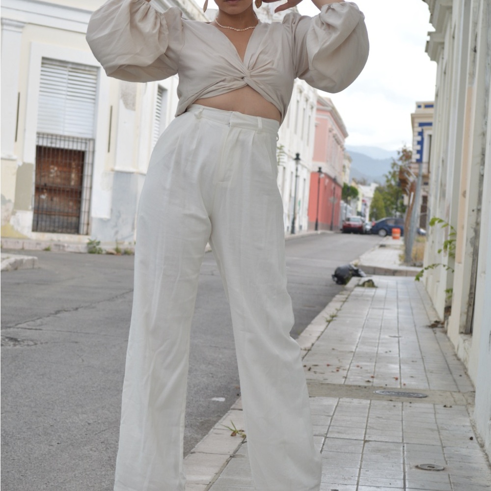 Long sleeve crop top